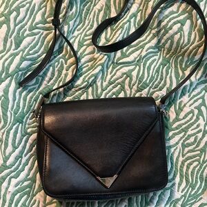 Elegant Black Leather Crossbody Bag